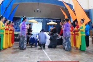 Seni tradisional adat Sunda meriahkan perpisahan siswa Smansaka.